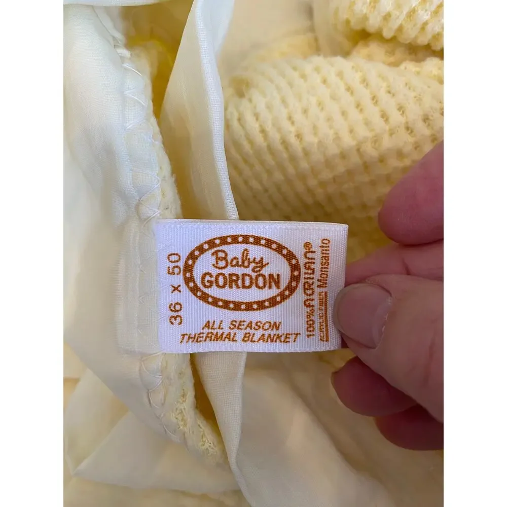 Vtg Baby Gordon Yellow Waffle All Season 36x 50 Blanket Satin Trim USA Acrilon